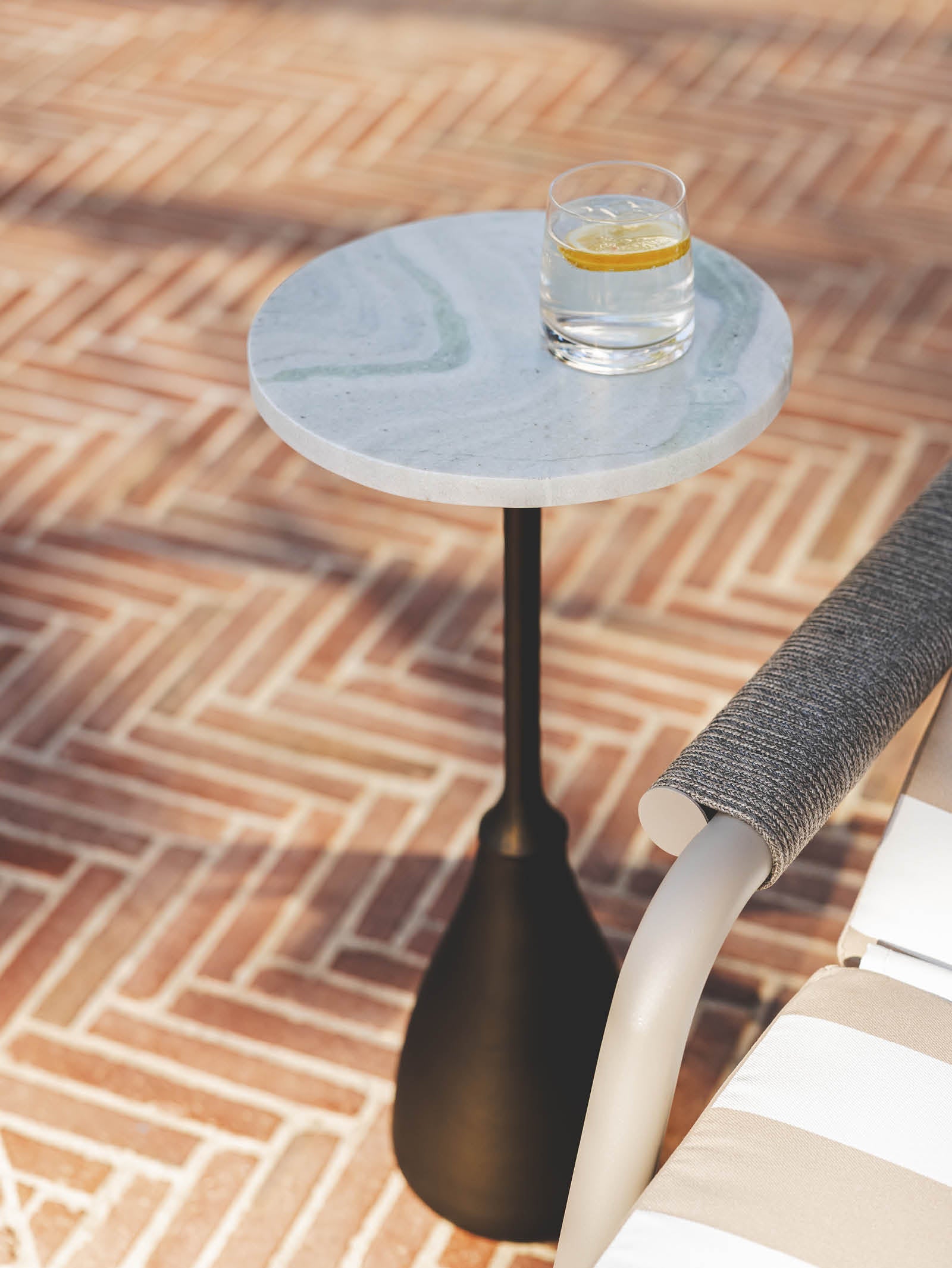 Table d'appoint en aluminium pour patio