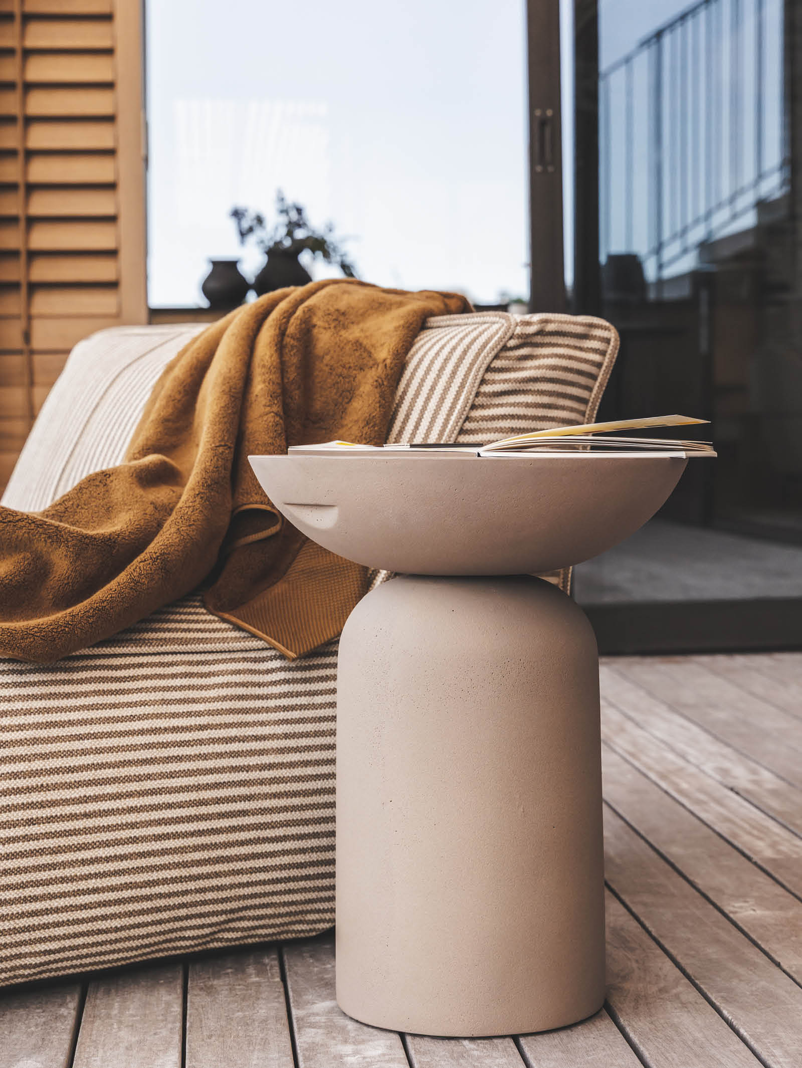Table basse moderne pour terrasse
