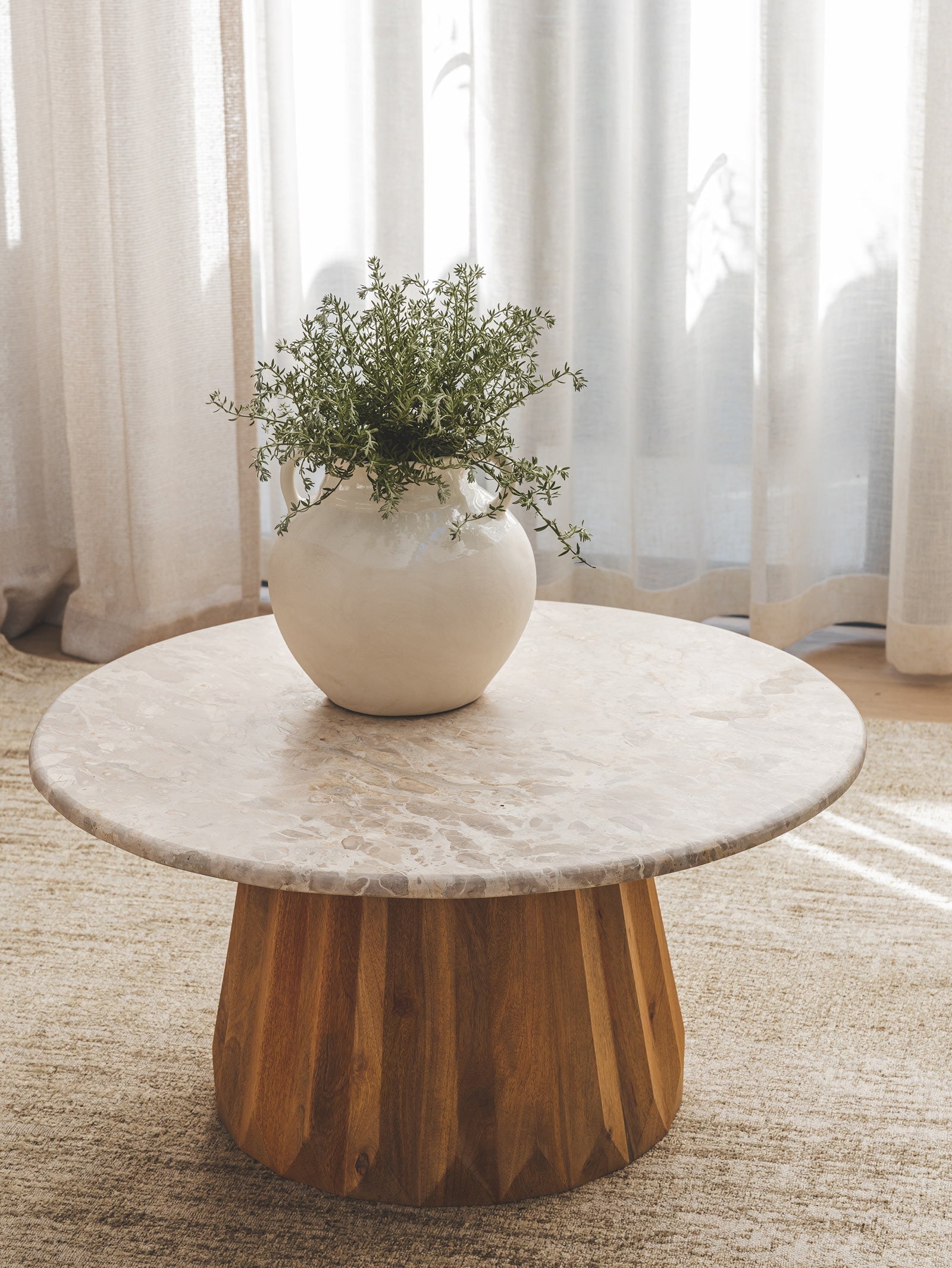 Table basse en marbre pour salon