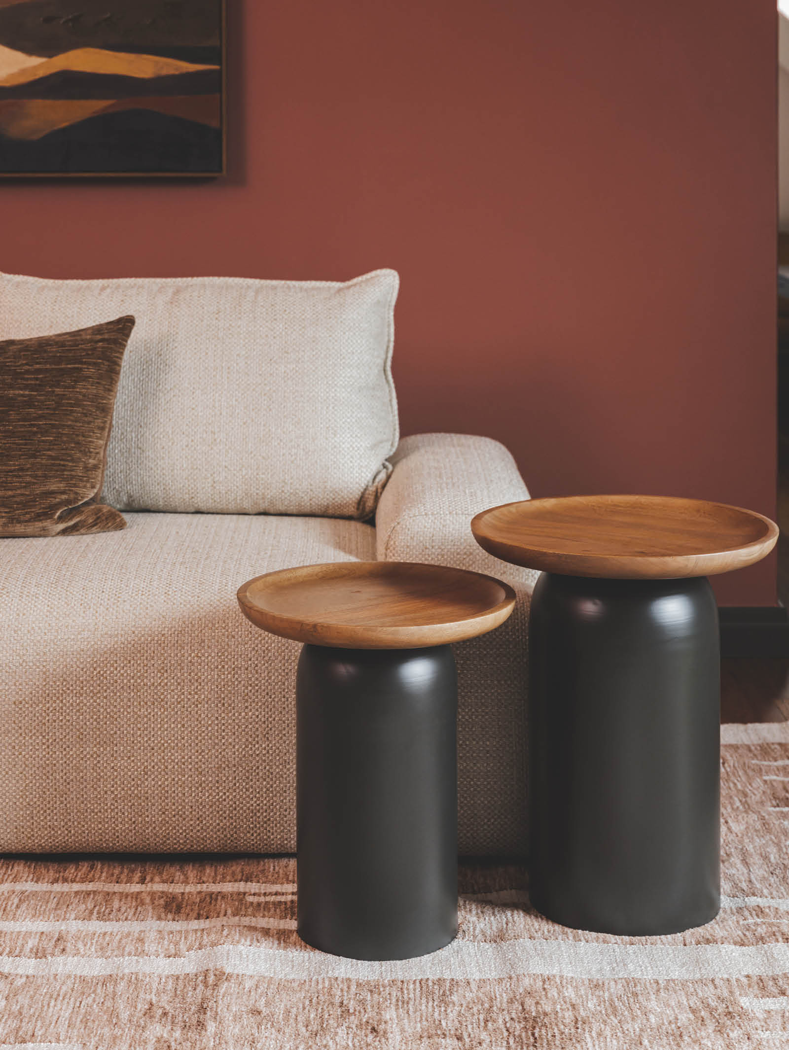Table d'appoint en bois contemporaine pour salon