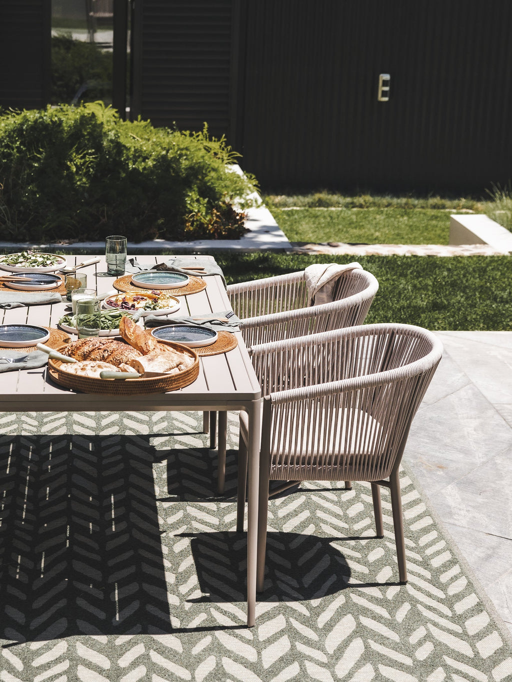 Chaise de salle à manger en aluminium pour patio