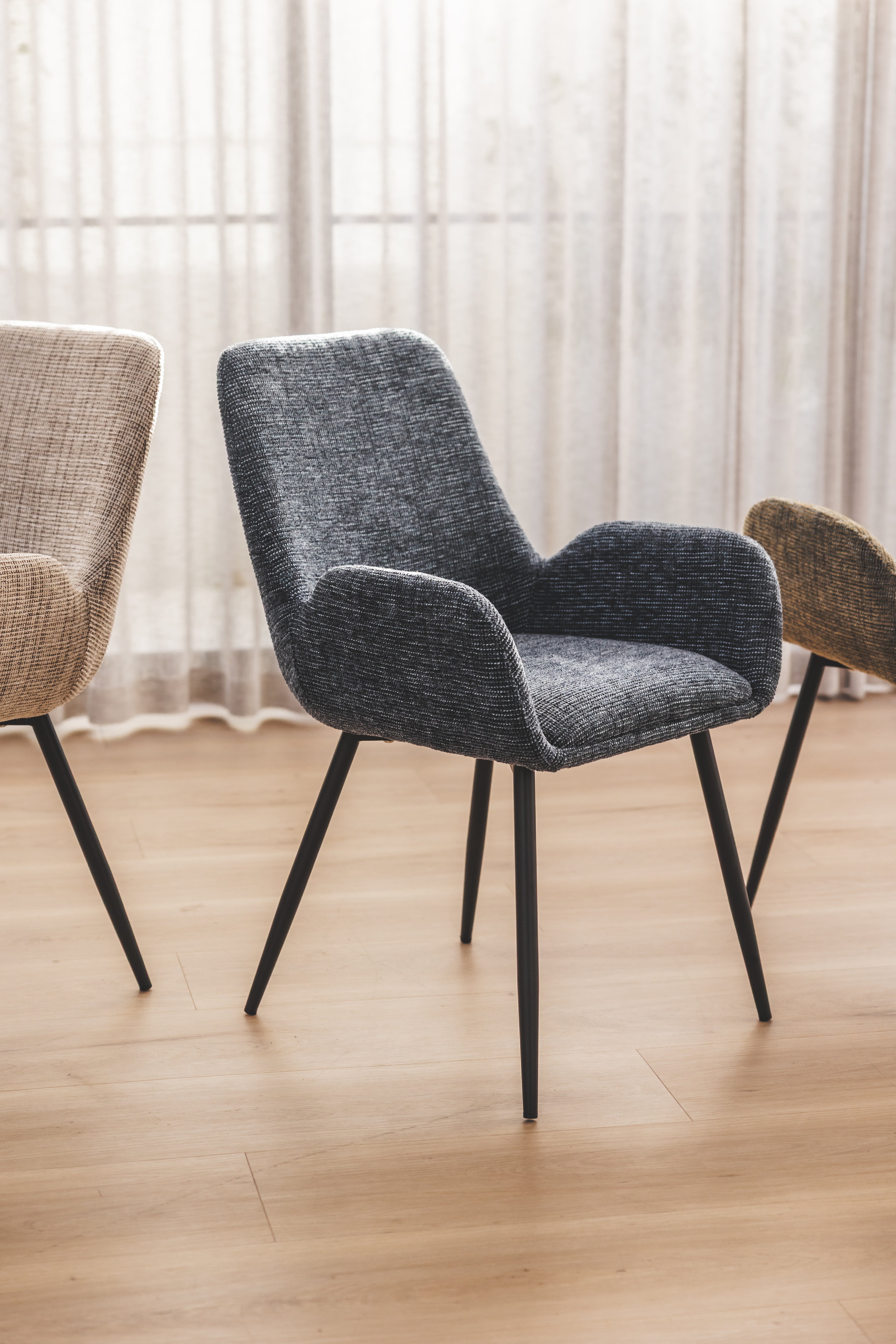 Chaise de salle à manger en tissu