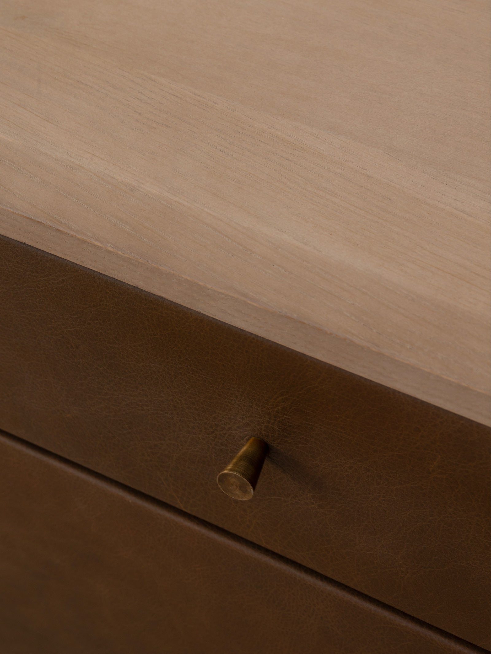 Table de chevet moderne en chêne massif pour chambre à coucher