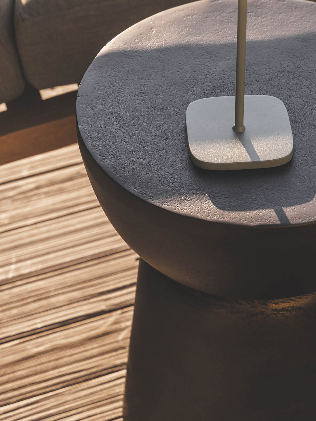 Table d'appoint en aluminium pour patio