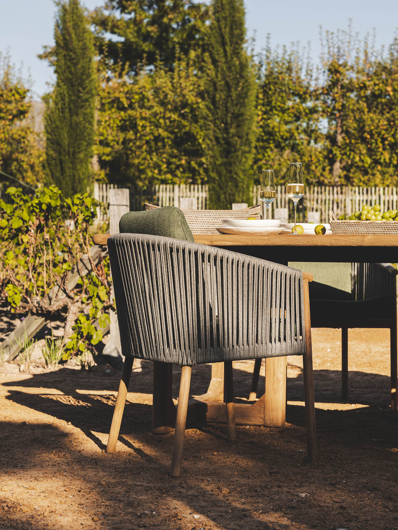 Chaise de salle à manger en teck pour terrasse