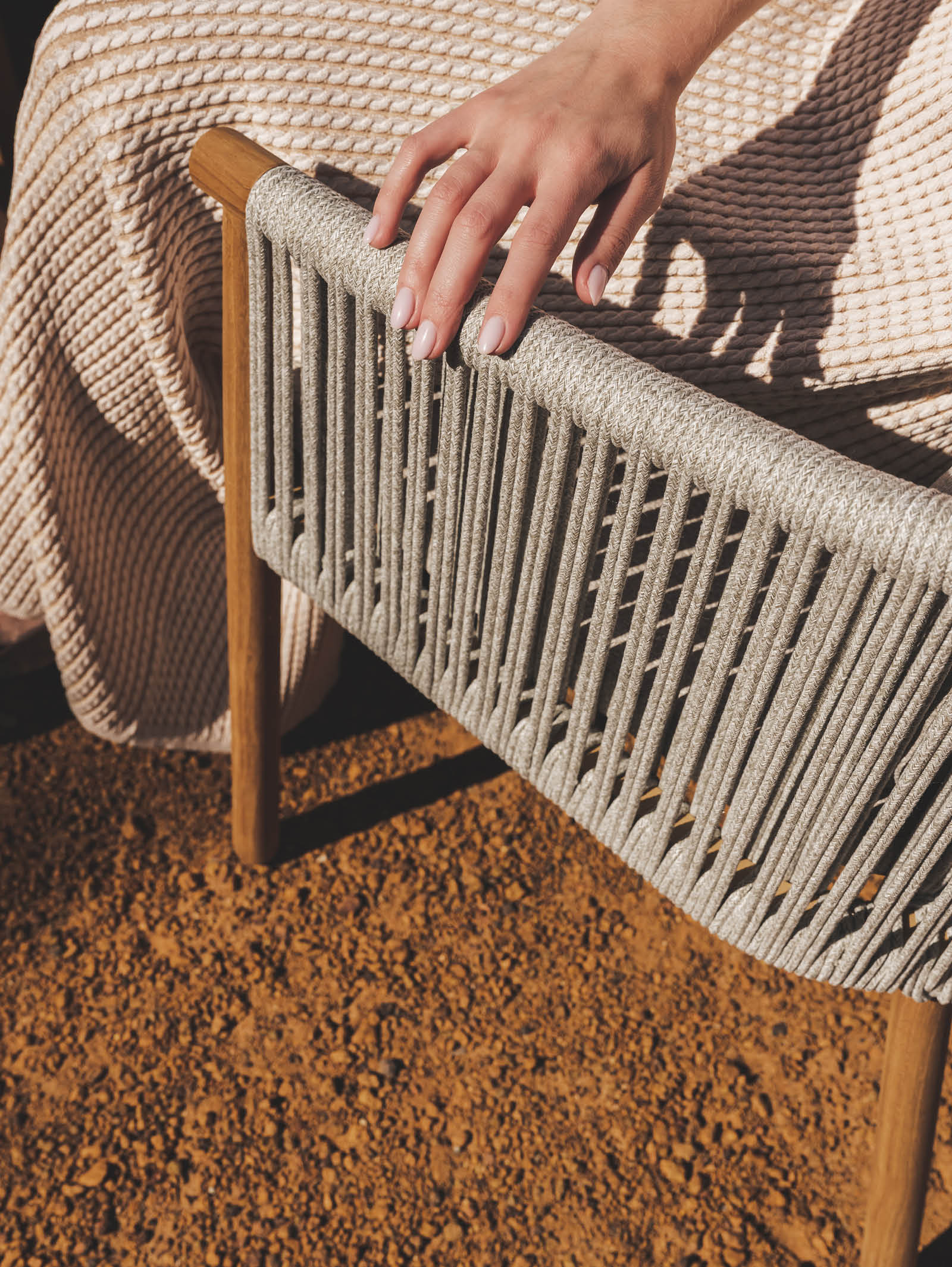 Chaise de salle à manger en teck pour terrasse