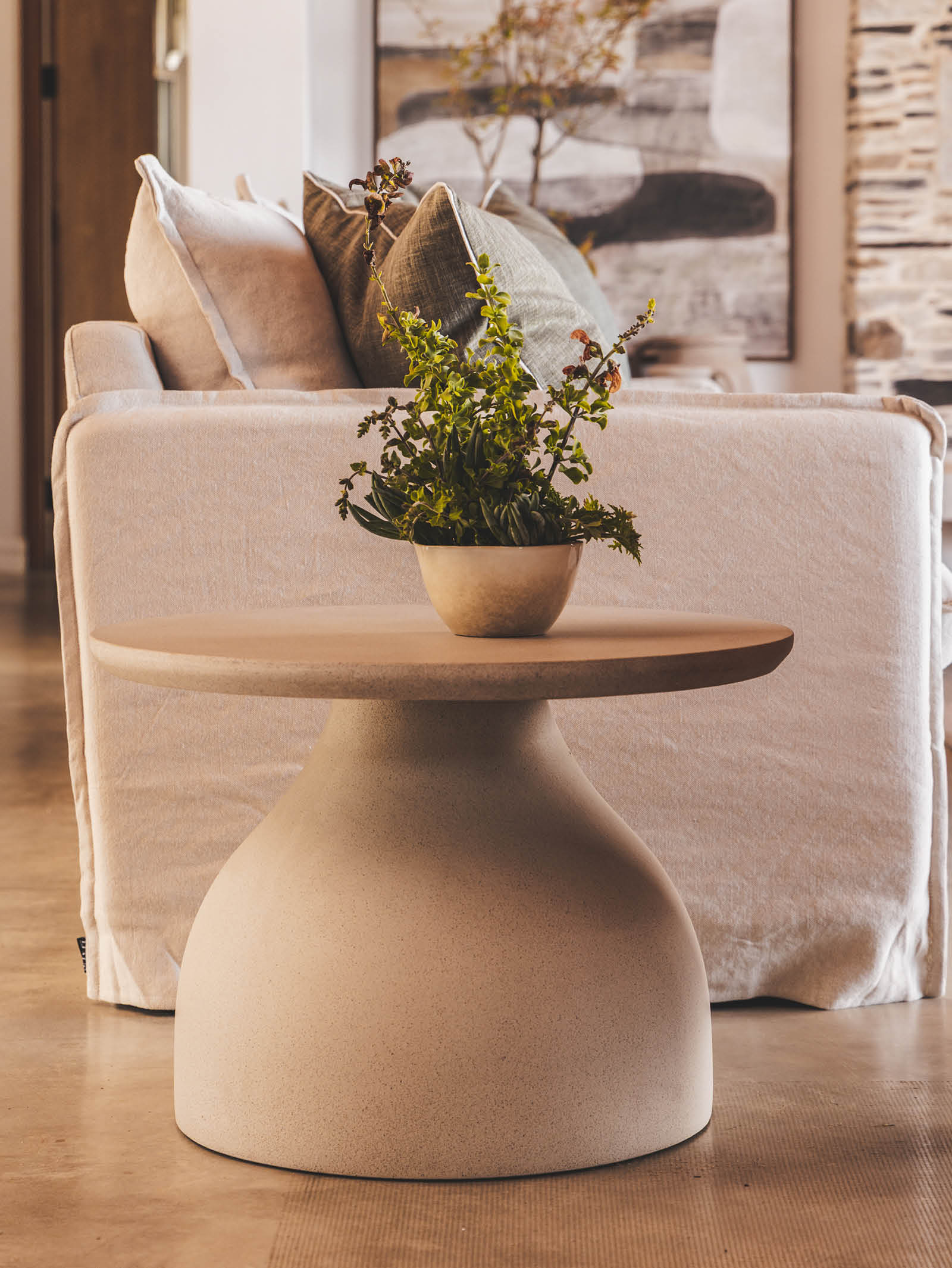 Table basse contemporaine pour terrasse