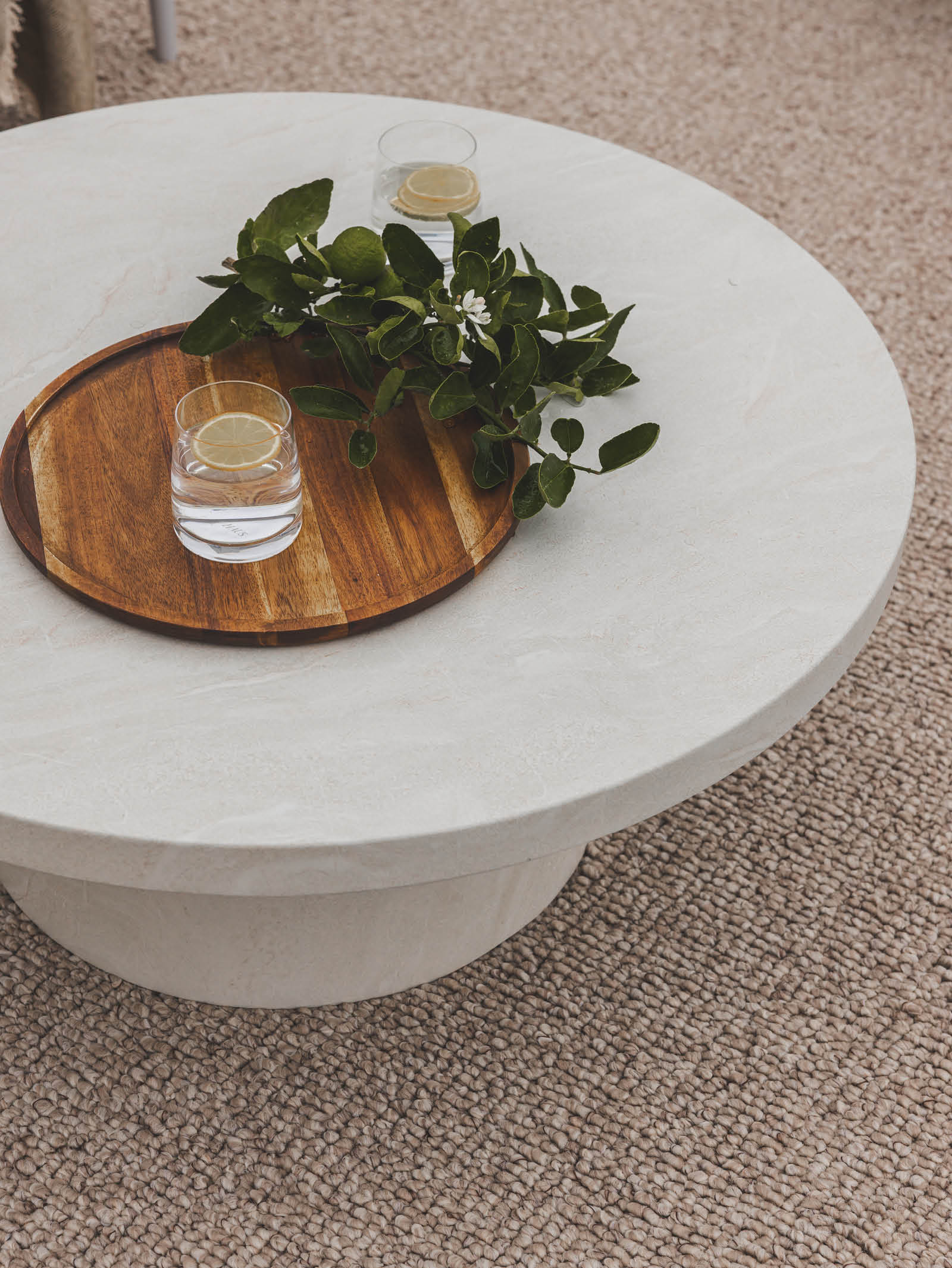 Table basse moderne pour terrasse