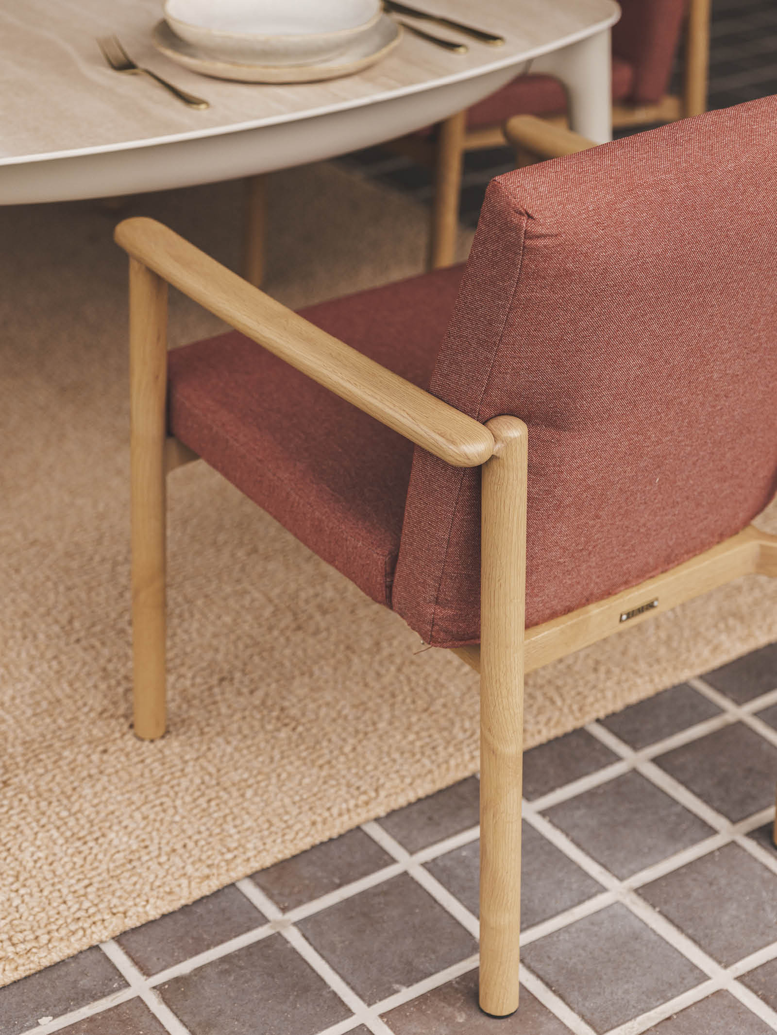 Chaise de salle à manger contemporaine en teck pour terrasse