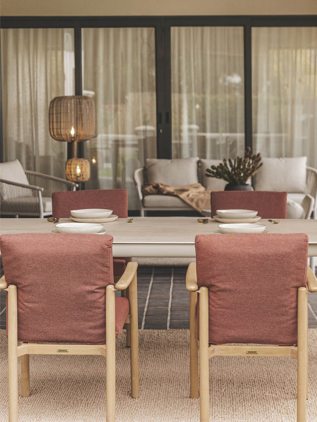 Chaise de salle à manger contemporaine en teck pour terrasse