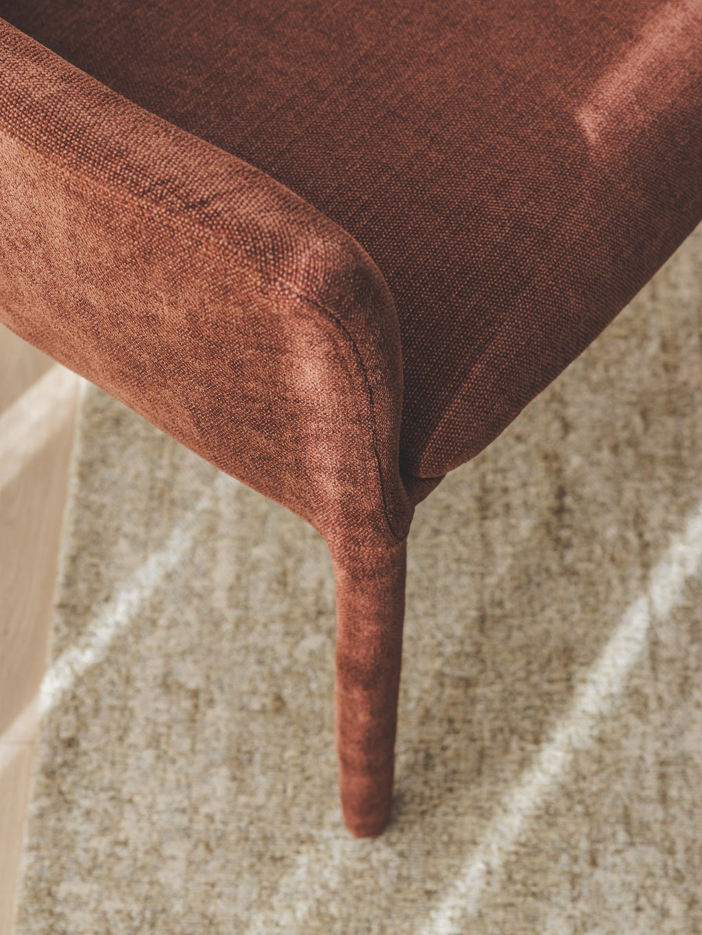 Chaise de salle à manger moderne en tissu