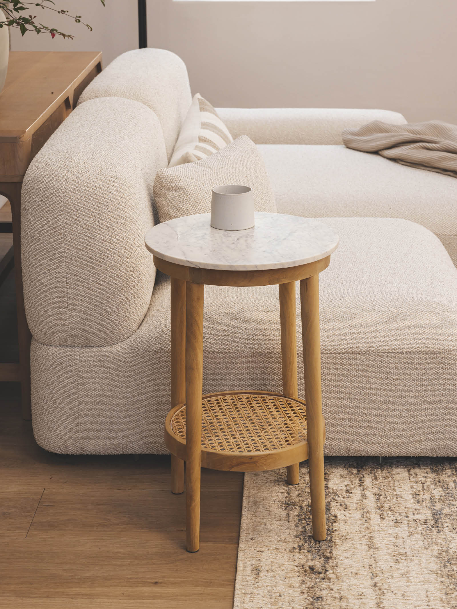 Table d'appoint en marbre pour salon