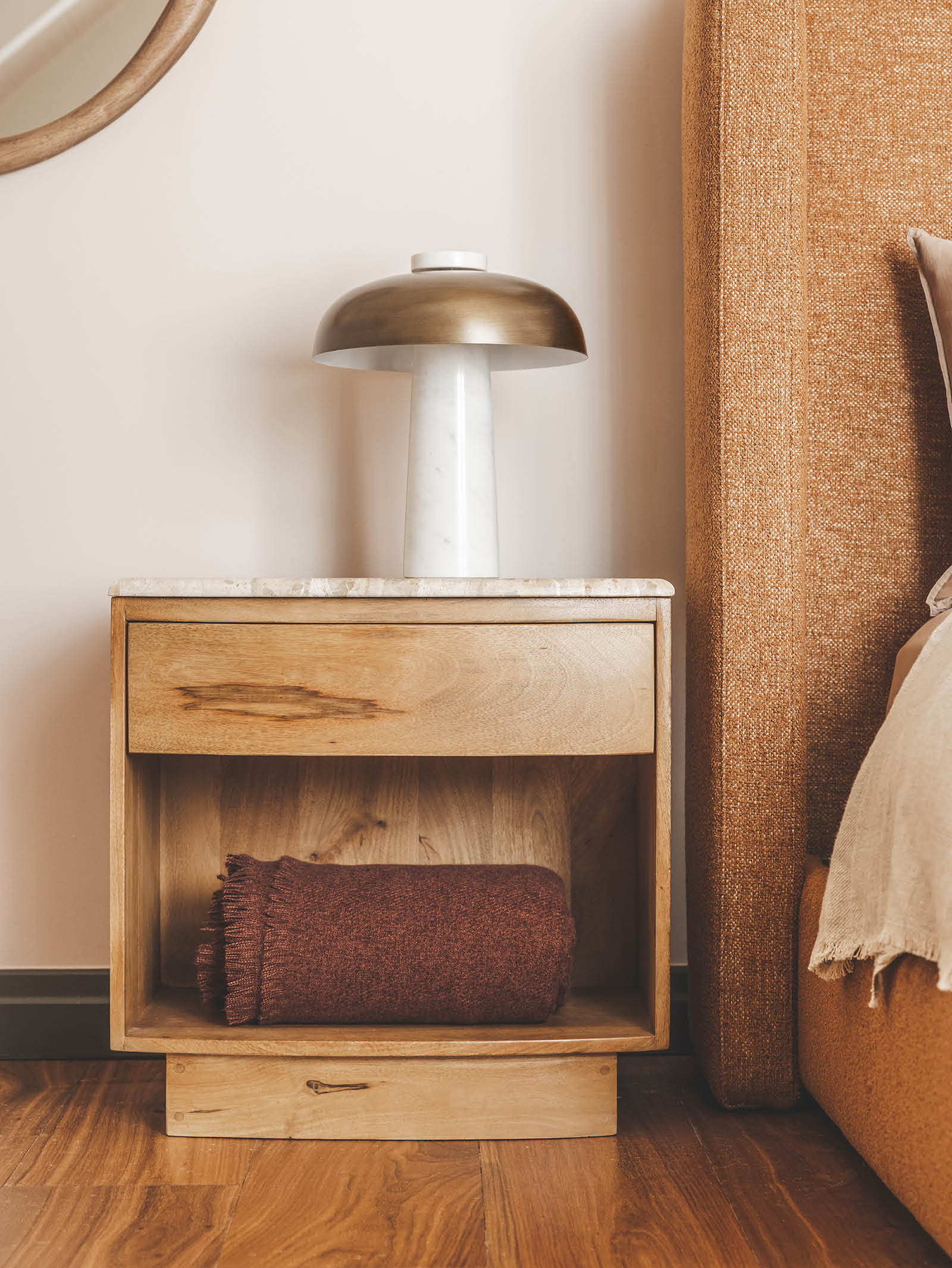 Table de chevet moderne en marbre pour chambre à coucher