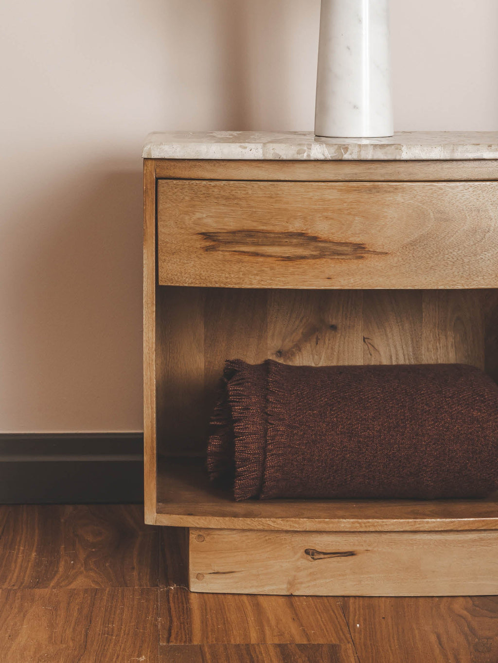 Table de chevet moderne en marbre pour chambre à coucher