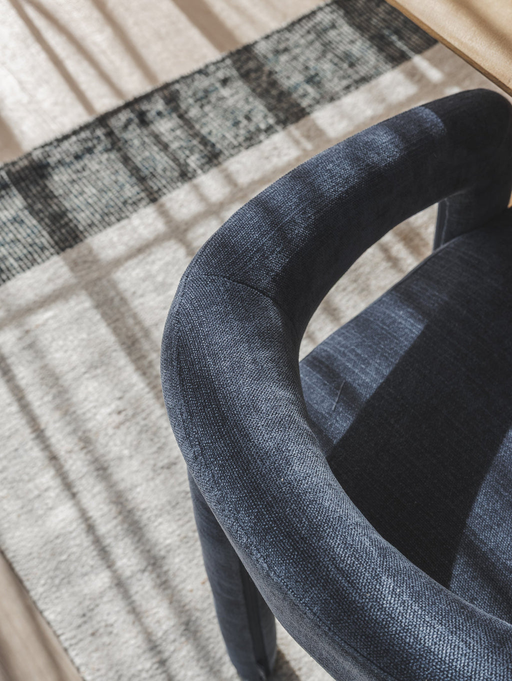 Chaise de salle à manger en tissu moderne