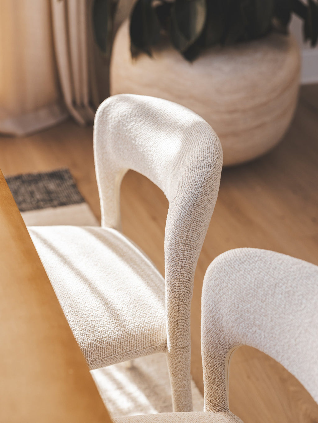 Chaise de salle à manger en tissu moderne